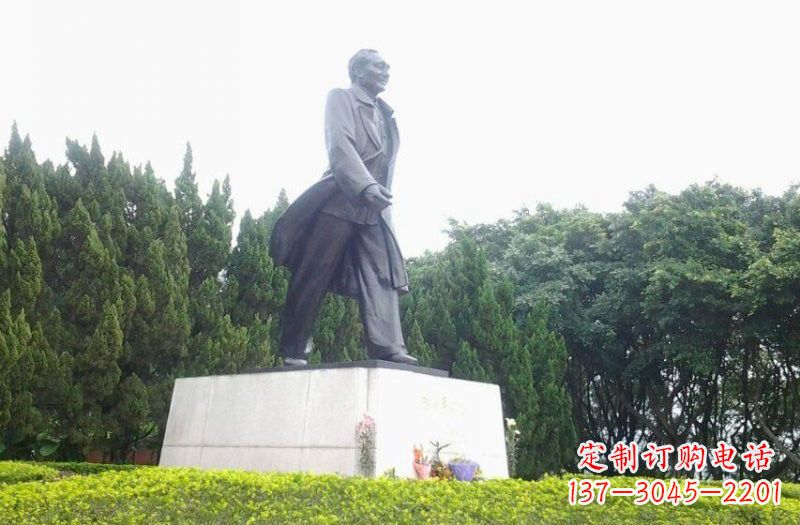 合肥邓小平铜雕——传承伟人精神,流传中国精神