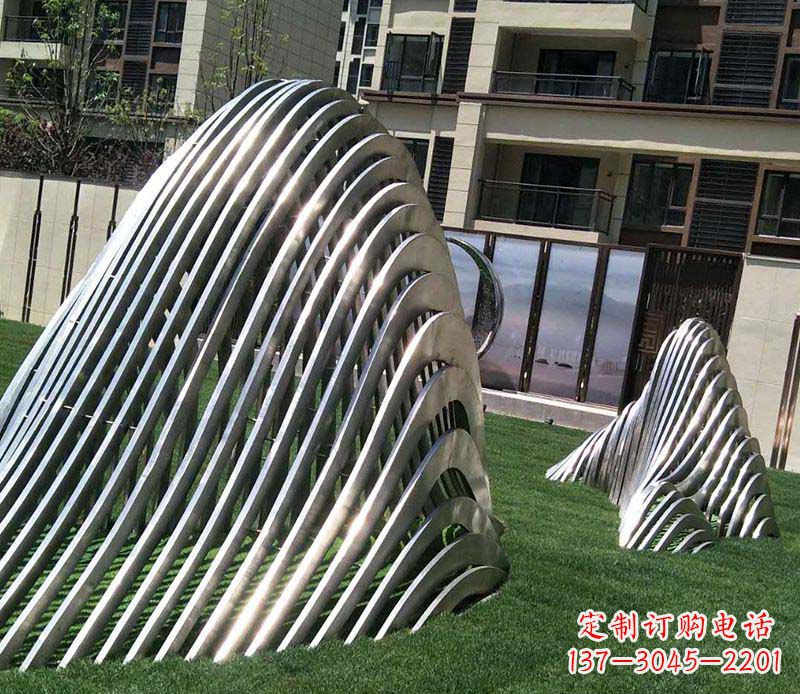 合肥不锈钢假山雕塑——电镀之美