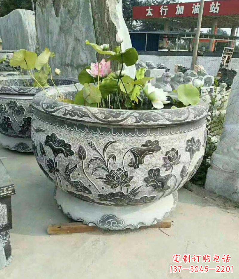 合肥仿古石雕荷花水缸——精美的艺术品