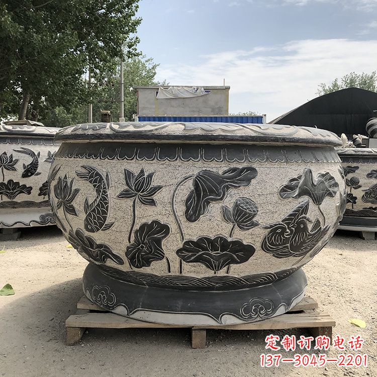 合肥精美仿古花盆雕塑