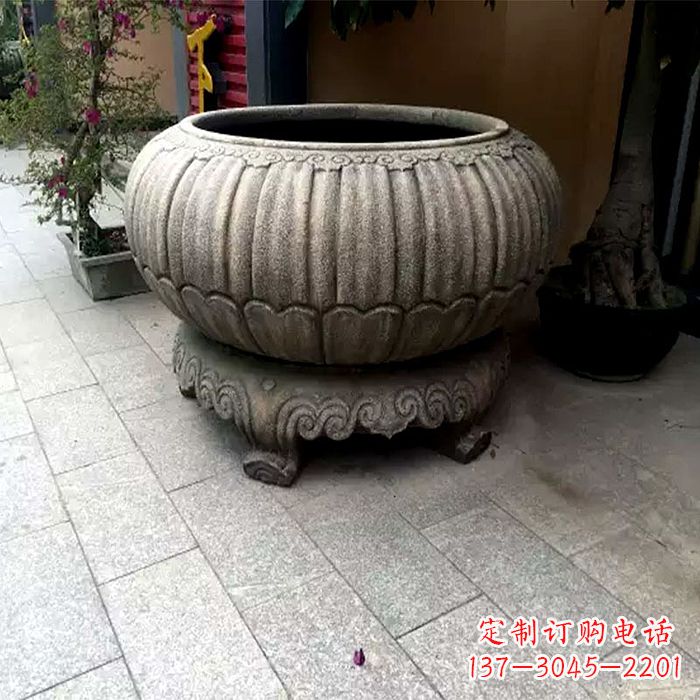 合肥精美仿古石雕花盆雕塑