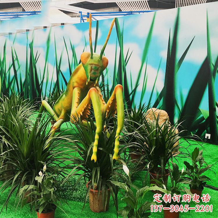 合肥优雅螳螂玻璃钢雕塑