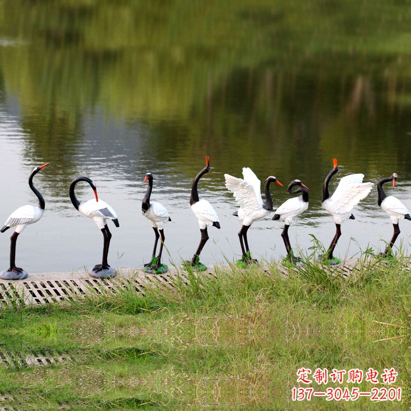 合肥玻璃钢动物水池雕塑