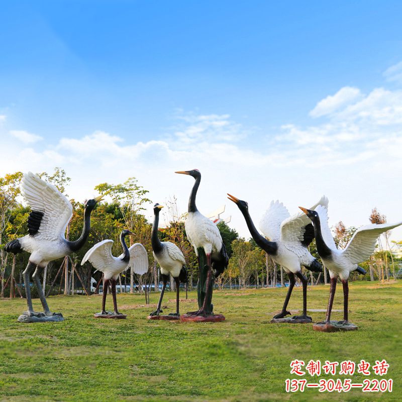 合肥仿真仙鹤公园动物雕塑