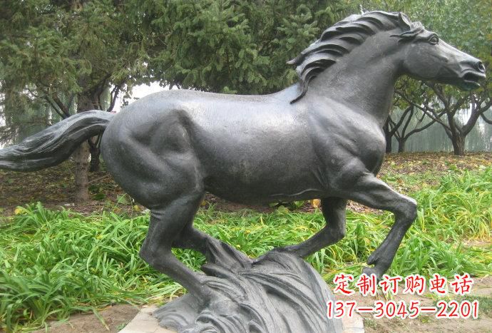 合肥奔马铜雕—精美雕塑处处闪耀灿烂光彩