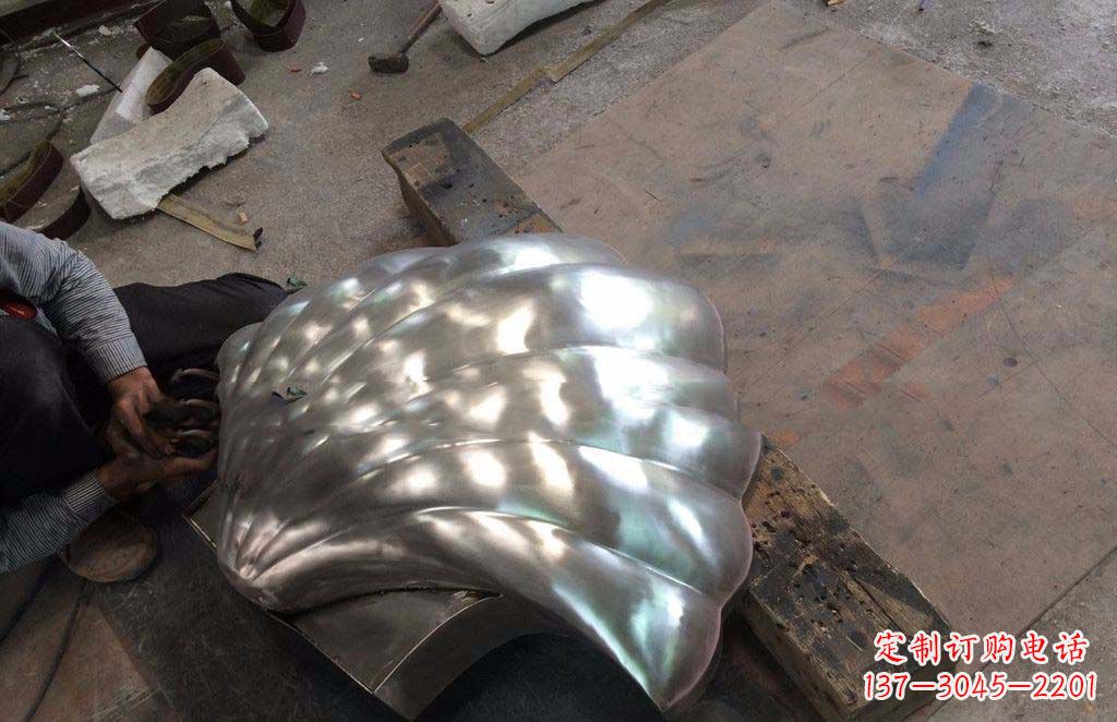 合肥精致现代的不锈钢贝壳雕塑