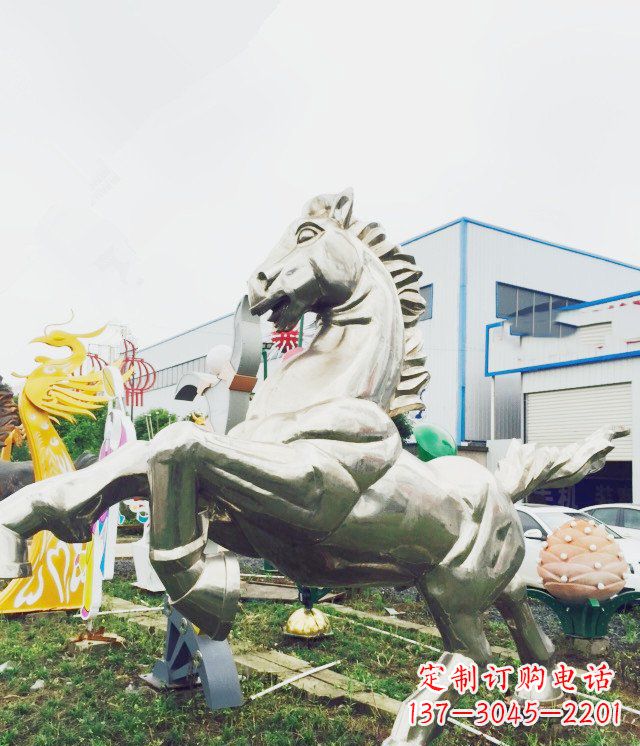 合肥产品名称优雅的不锈钢雕塑——奔马