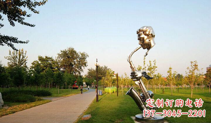 合肥不锈钢萨克斯抽象雕塑