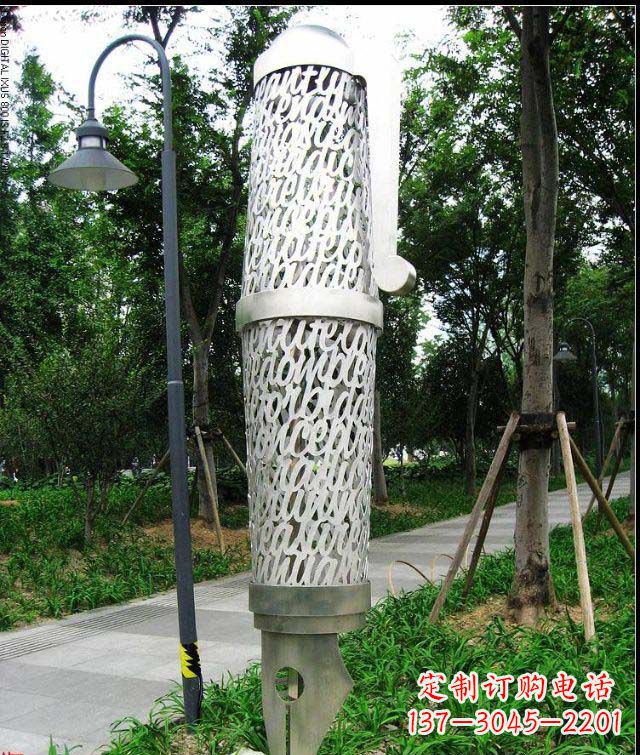 合肥公园和空间绚丽抽象钢笔雕塑
