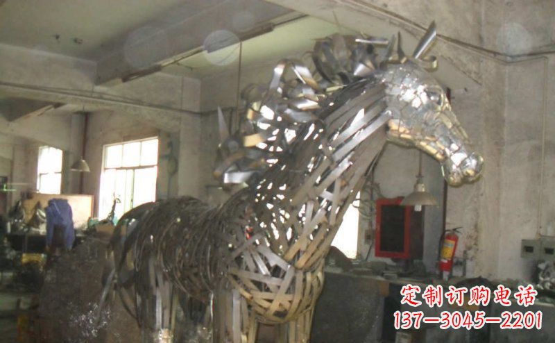合肥不锈钢抽象马动物雕塑