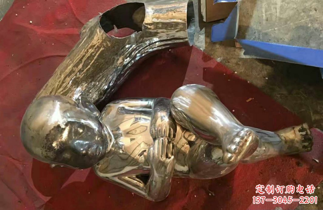 合肥风格时尚可爱的不锈钢儿童雕塑
