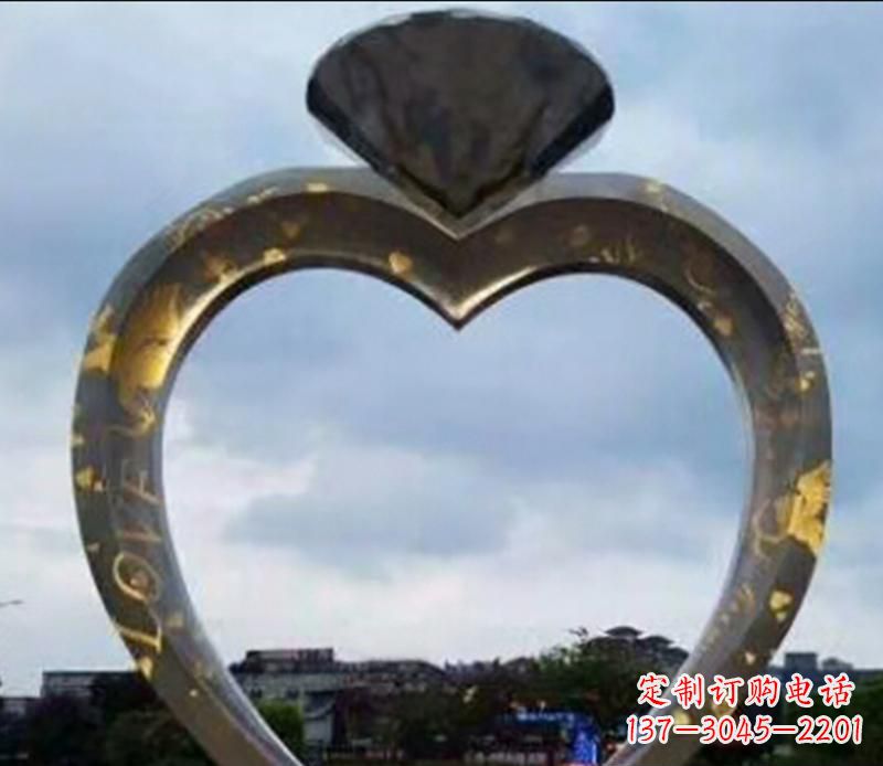 合肥不锈钢大型钻石戒指景观雕塑