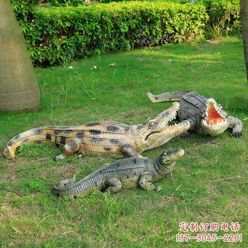 合肥可爱的鳄鱼仿真动物雕塑