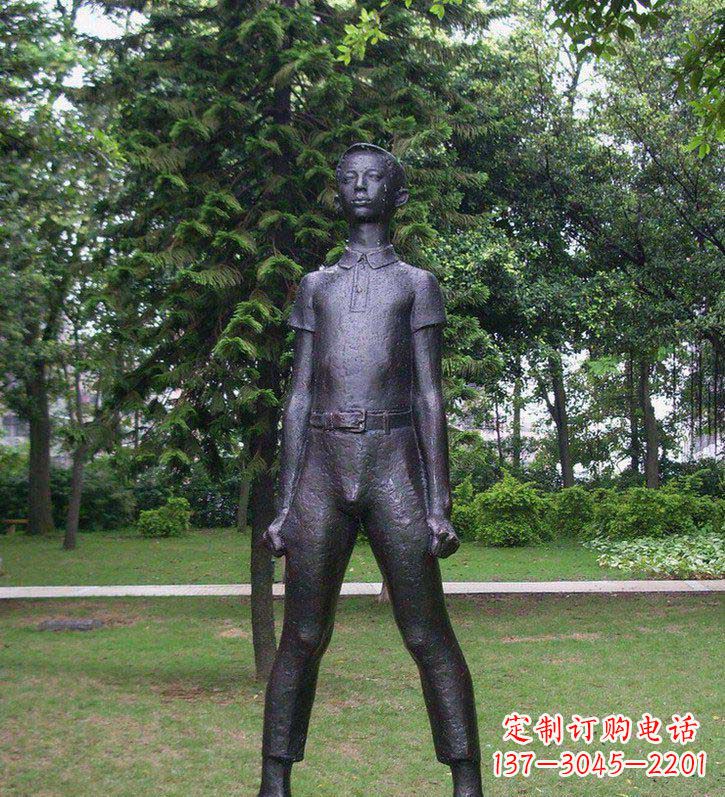 合肥夕阳下的感动——铜雕男孩人物雕塑