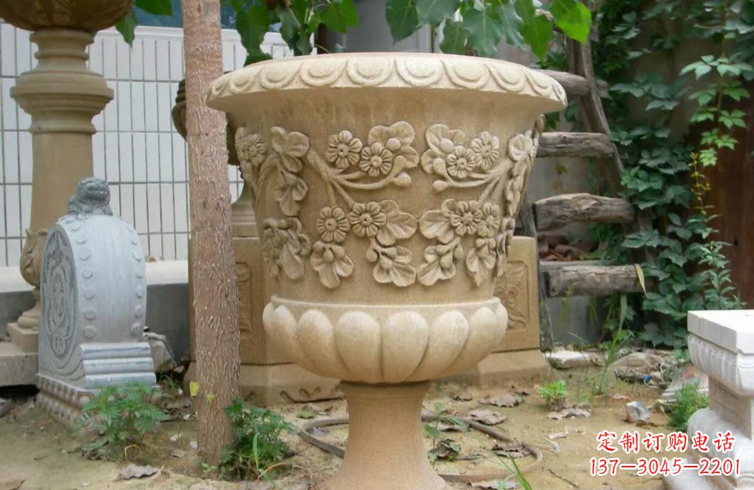 合肥精美大理石花盆雕塑