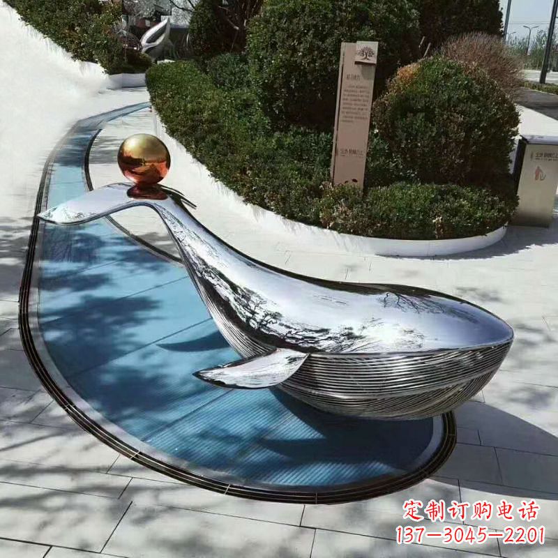 合肥大型不锈钢镜面鲸鱼景观雕塑摆件