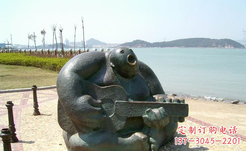 合肥音乐驻足,公园弹吉他铜雕
