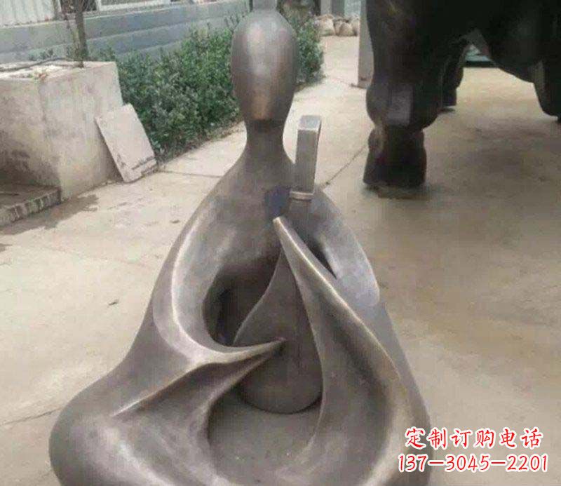 合肥抽象景观弹琵琶铜雕