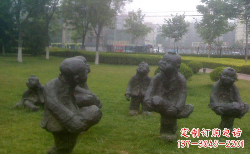 合肥中领雕塑为您打造精美的儿童斗鸡雕塑