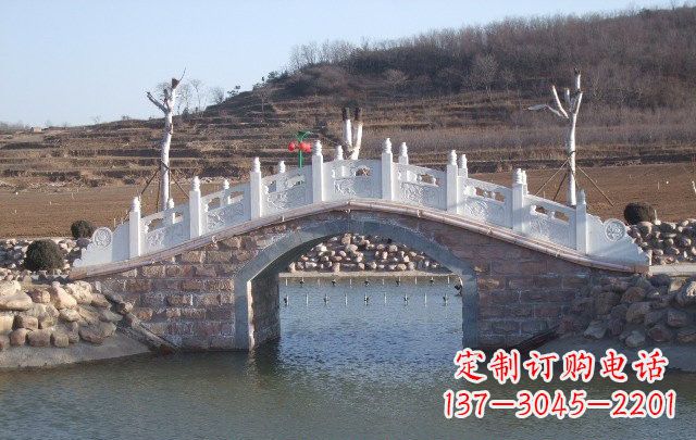 合肥独特设计的拱桥石雕
