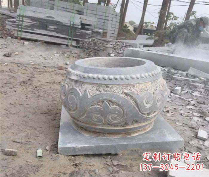 合肥古典风格的仿古石水缸雕塑