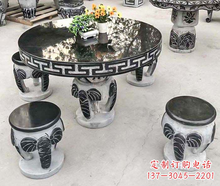 合肥圆形桌凳石雕-为公园景观增添艺术气息