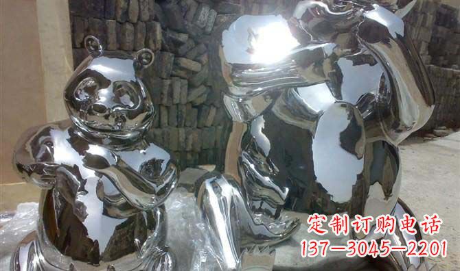合肥真实不锈钢熊猫大型雕塑