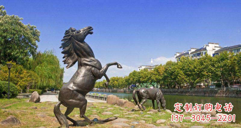 合肥公园立马动物铜雕