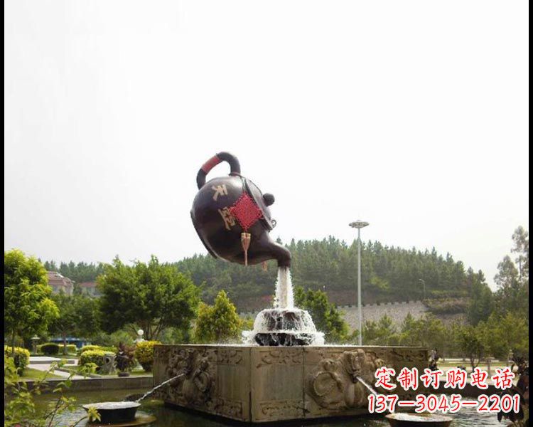 合肥公园流水茶壶铜雕