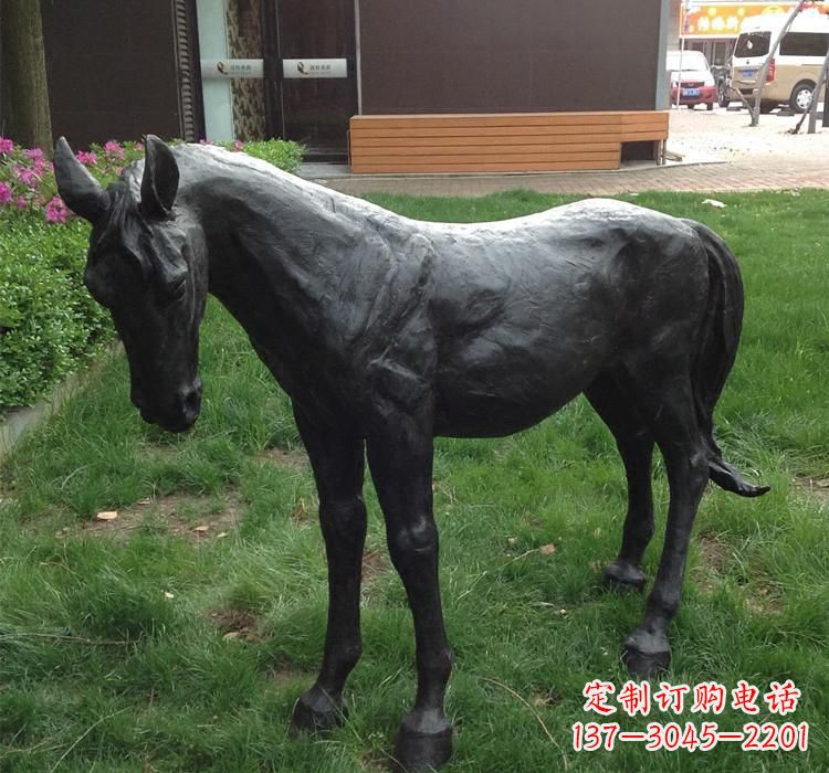 合肥大型雕塑装置——马雕塑