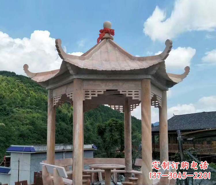 合肥一流的公园晚霞红六角石雕凉亭