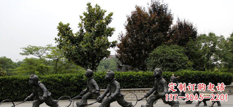 合肥精美推铁圈小品铜雕，让小孩更加可爱