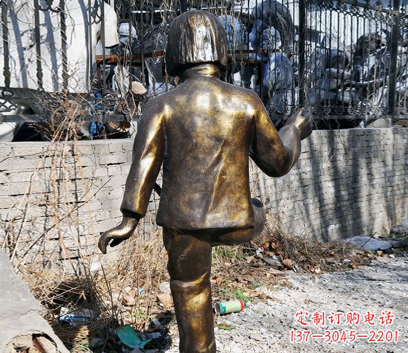 合肥纯正艺术——公园小女孩踢毽子铜雕
