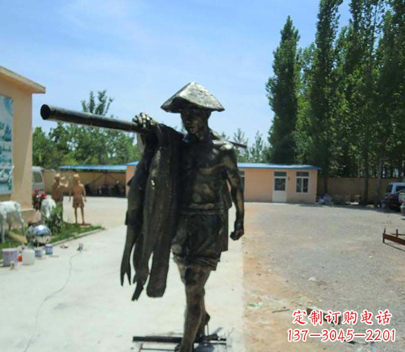 合肥传承古老文化的渔民雕塑