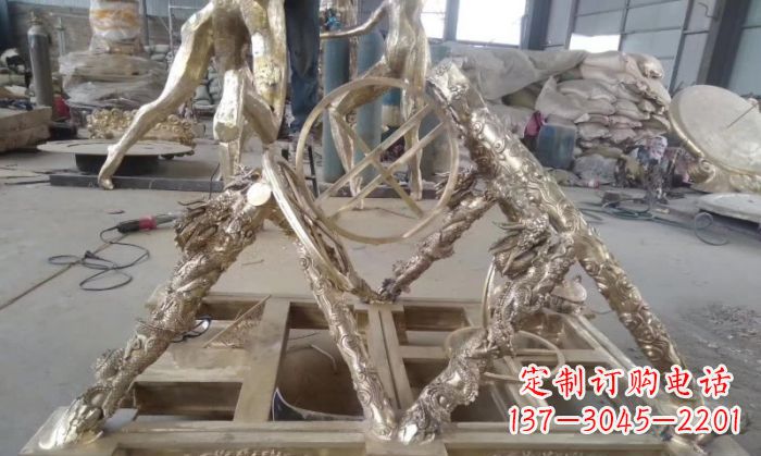 合肥“百年古董浑天仪铜雕,让古典美触手可及”