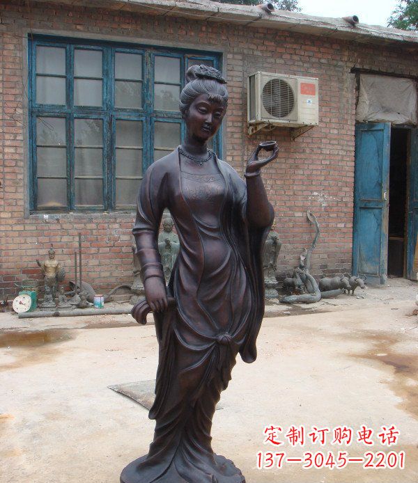 合肥古代美女公园人物铜雕