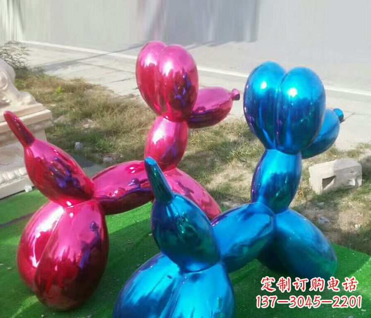 合肥中领雕塑:精美不锈钢小狗雕塑,给您带来温馨的家庭氛围!