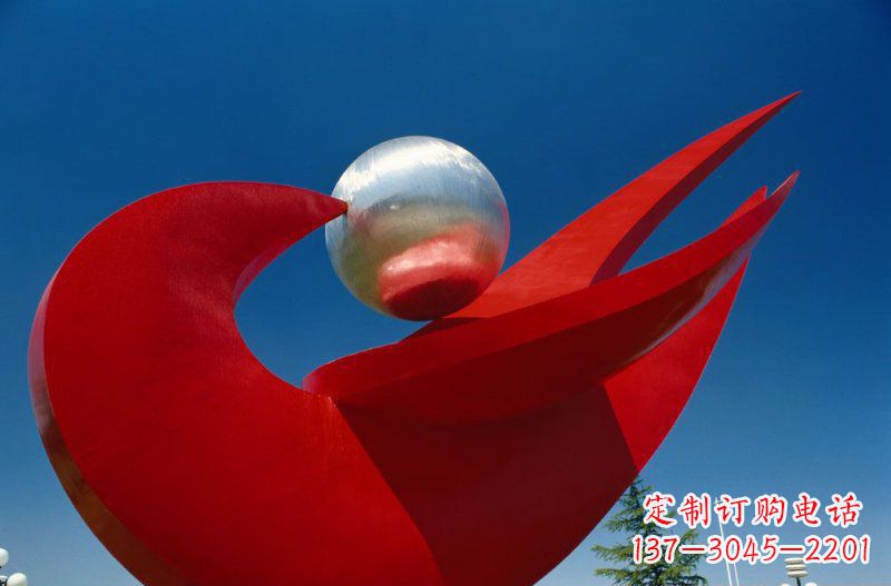 合肥和平鸽雕塑:铸造和平与爱的象征