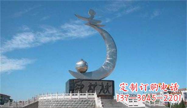 合肥广场不锈钢和平鸽和蜜桃雕塑