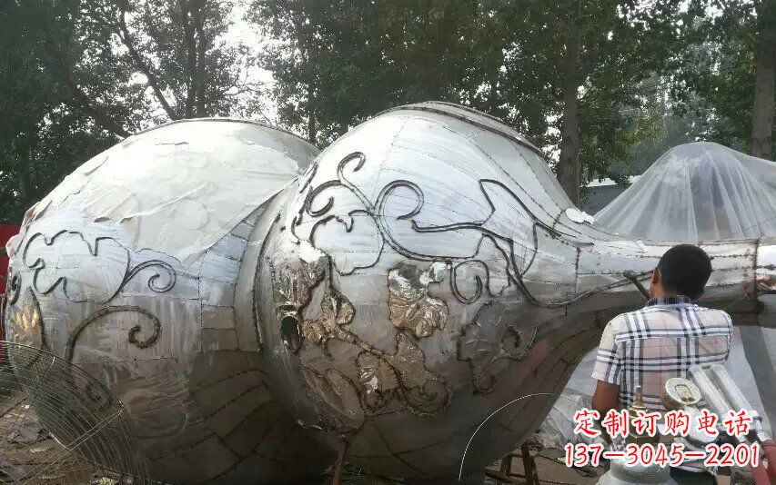 合肥分外精美的不锈钢葫芦雕塑