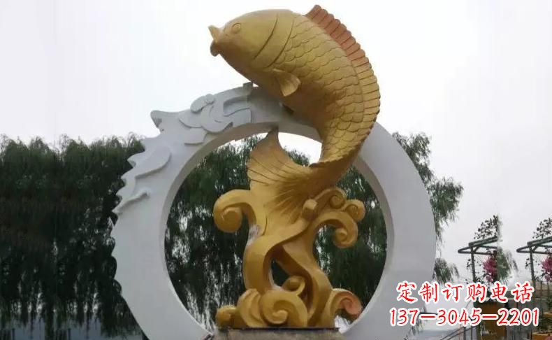 合肥令人惊叹的不锈钢金龙鱼雕塑