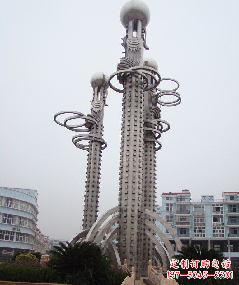 合肥精美的不锈钢龙柱雕塑;
