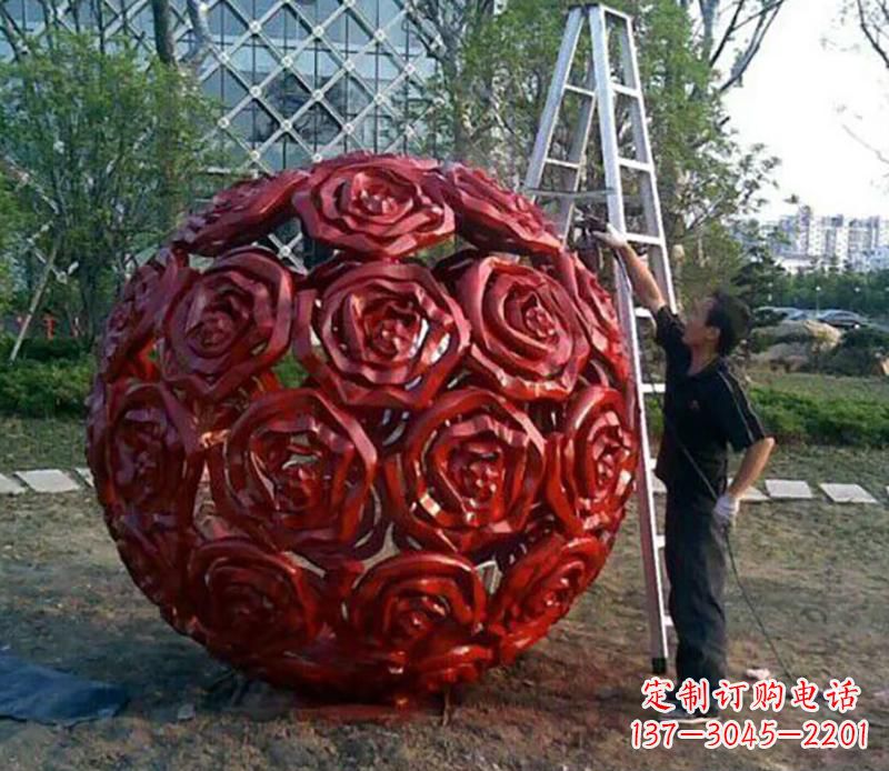 合肥广场不锈钢玫瑰花镂空球景观雕塑