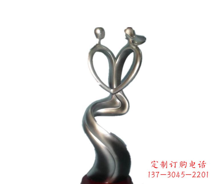 合肥爱的象征——不锈钢情侣雕塑