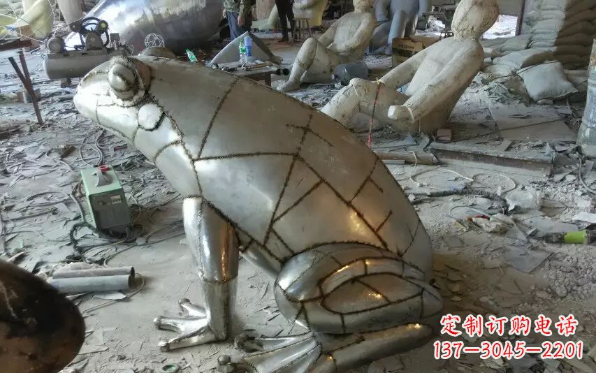 合肥中领雕塑精美不锈钢青蛙动物雕塑