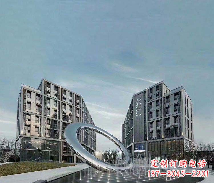 合肥广场不锈钢圆环景观雕塑1