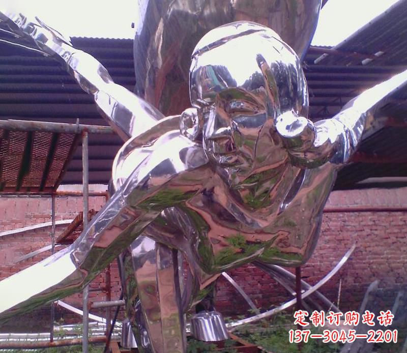 合肥广场不锈钢运动员雕塑