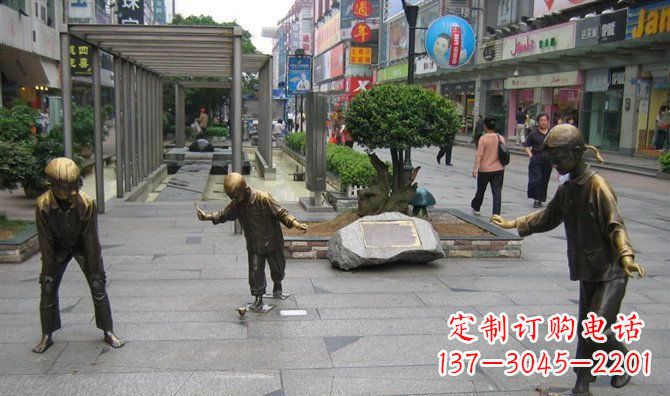 合肥广场抽陀螺小品人物铜雕