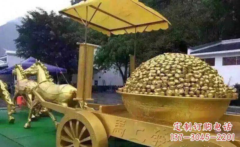 合肥中领雕塑:精美的玻璃钢马雕塑