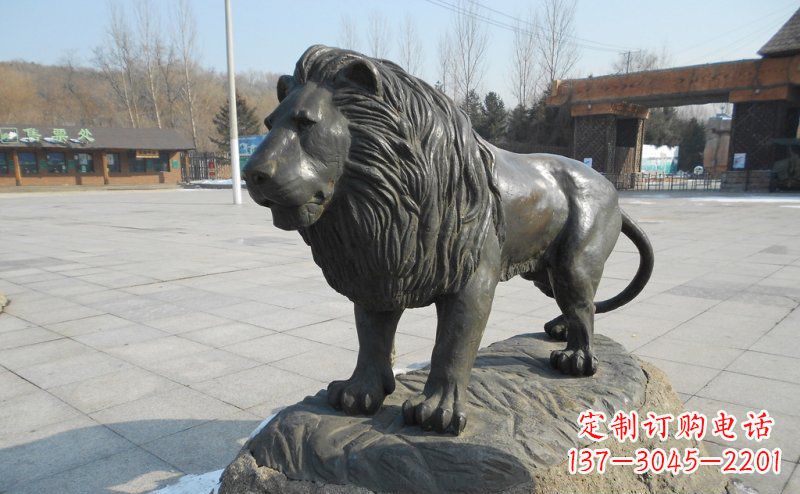 合肥中领雕塑推出一款精美的华丽非洲狮铜雕,将…